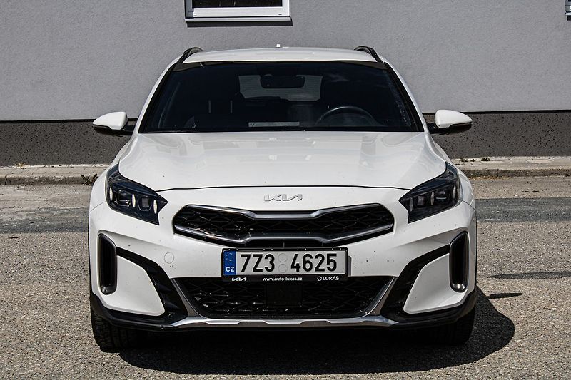 Kia Ceed - fotka 2 z 39