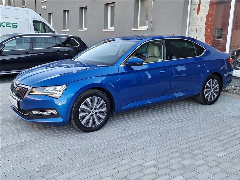 Škoda Superb 2.0TDI DSG Style,ČR,1.Majitel - fotka 6 z 50