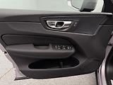 Volvo XC60 (2026) B5 AWD AUT CORE - náhled 6