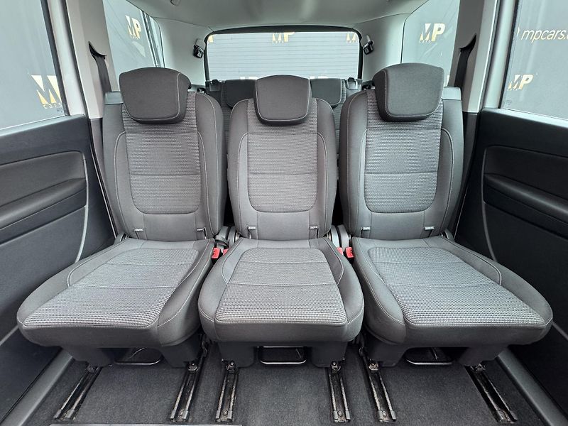 Volkswagen Sharan (2017) 2.0TDi 110kW 4M Highline 7míst - fotka 22 z 52
