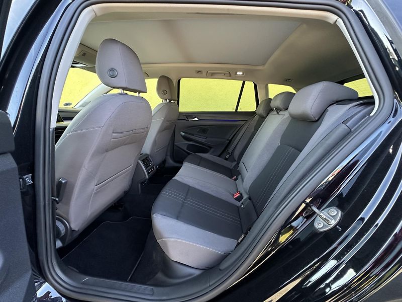 Volkswagen Golf Variant (2022) ALLTRACK 2.0TDI/147kW *H&K* - fotka 33 z 47