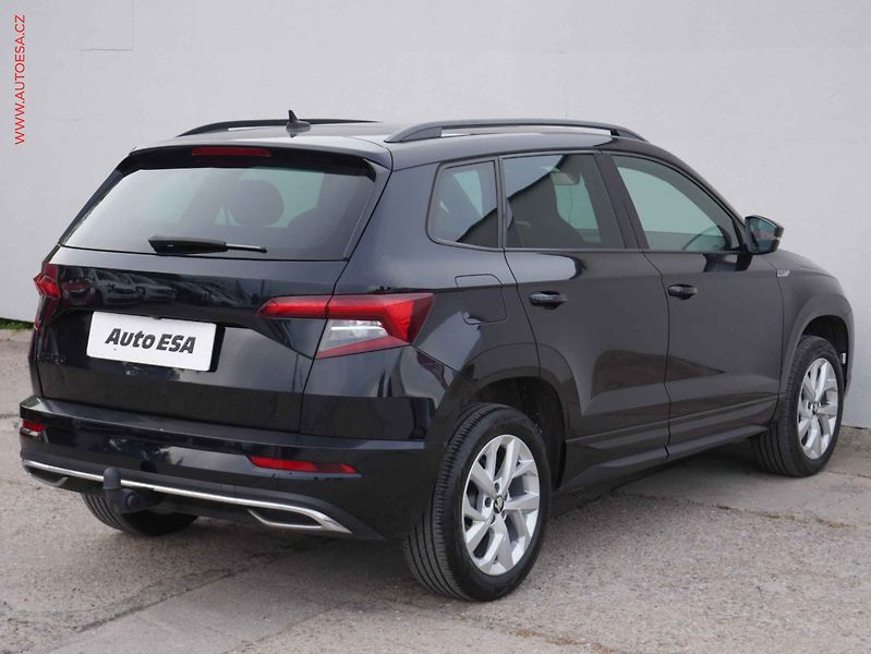 Škoda Karoq (2021) 1.5 TSI, SportLine. DSG, LED - fotka 6 z 21