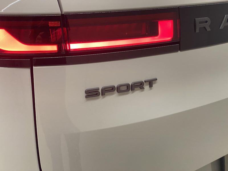 Land Rover Range Rover Sport (2026) D350 AUTOBIOGRAPHY AWD - fotka 48 z 57
