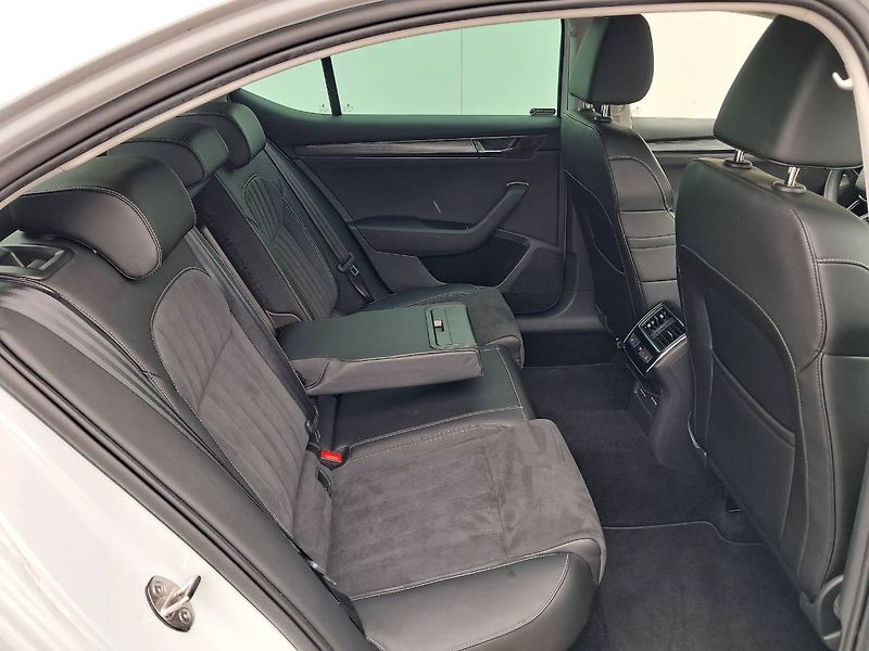 Škoda Superb (2023) III FC Style plus , Style EXTR - fotka 25 z 32