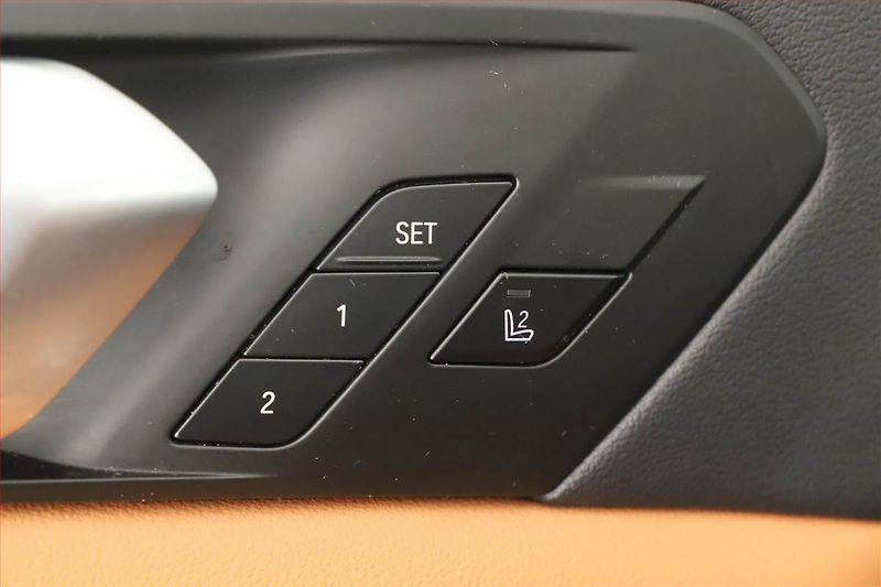 BMW X5 (2022) xDrive30d, ČR, DPH - fotka 18 z 22