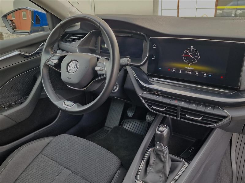 Škoda Octavia 2.0 TDI Style Combi,ČR,1.Maj. - fotka 39 z 49
