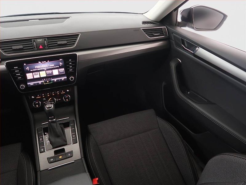 Škoda Superb (2021) Style 2.0 TDI - fotka 8 z 20