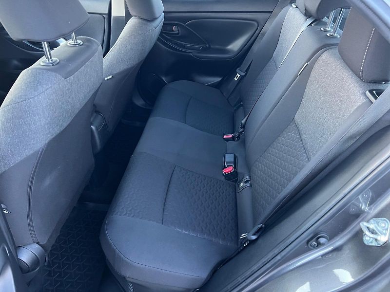 Toyota Yaris Cross (2023) HYBRID COMFORT TECH e-CVT 85kW - fotka 13 z 31