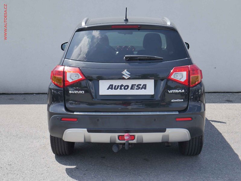 Suzuki Vitara (2016) 1.4 BoosterJet 4x4, ČR, AC - fotka 5 z 15