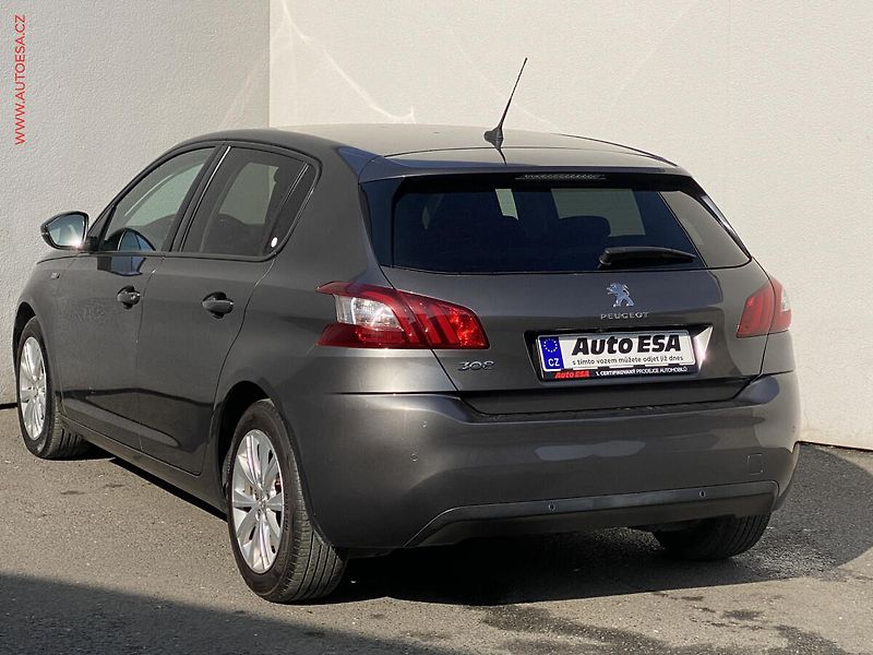 Peugeot 308 (2016) 1.2PT, Style, navi - fotka 6 z 19
