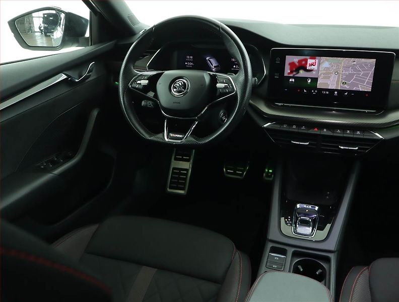 Škoda Octavia (2023) 2.0 TDI - fotka 7 z 17