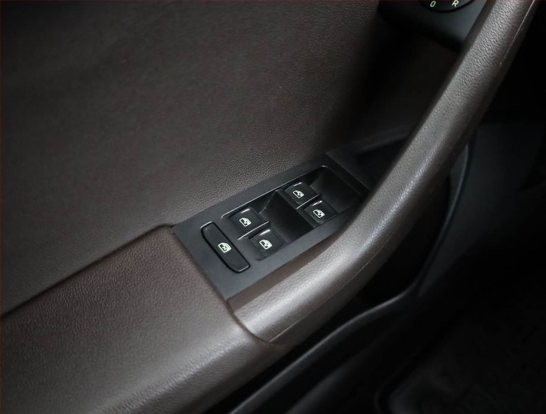 Škoda Octavia (2017) Laurin&Klement 2.0 TDI, 4X4 - fotka 16 z 20