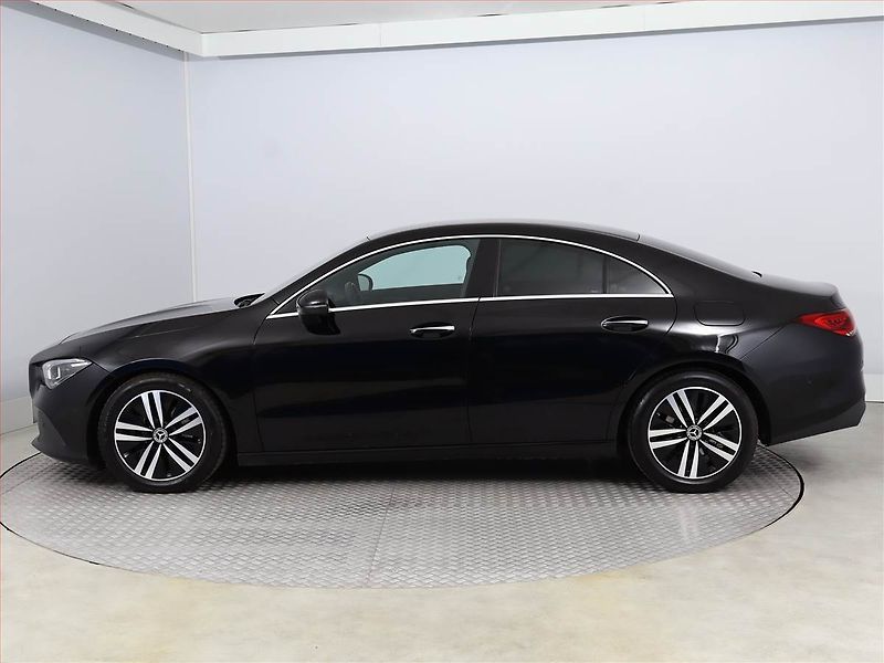 Mercedes-Benz CLA (2022) 200 d - fotka 3 z 20