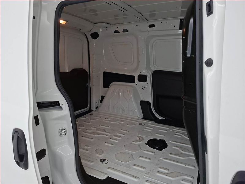 Fiat Dobló (2019) 1.4 i, ČR, DPH - fotka 15 z 15