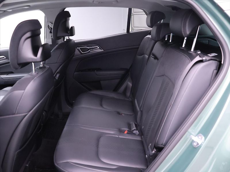 Kia Sportage 1,6 T-GDI 132 kW TOP Aut. Kůže - fotka 13 z 29