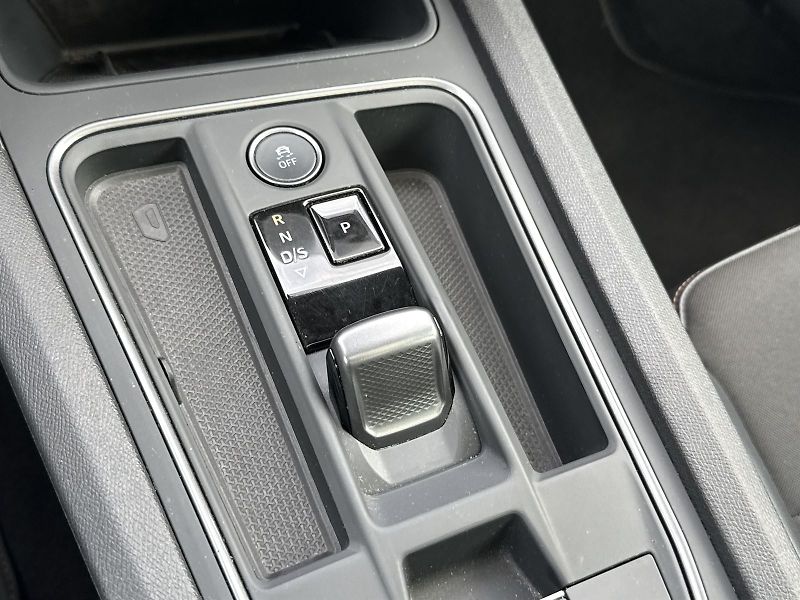 Cupra Leon (2021) SP 2.0 TSI 4Drive DSG VZ - fotka 15 z 30