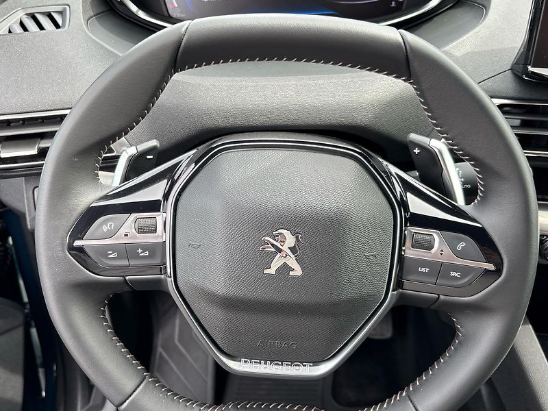 Peugeot 5008 Allure Pack - fotka 28 z 30