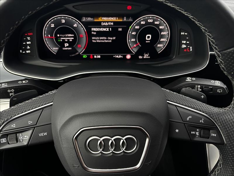 Audi Q7 3,0 TDI 210kW quattro S-line - fotka 31 z 42