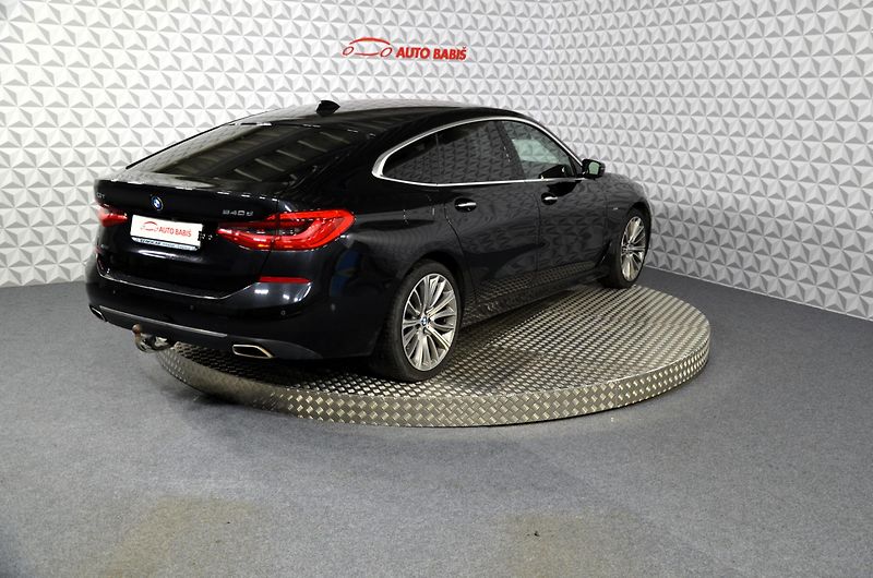 BMW Řada 6 (2018) 640d GT XDRIVE Luxury - fotka 6 z 28