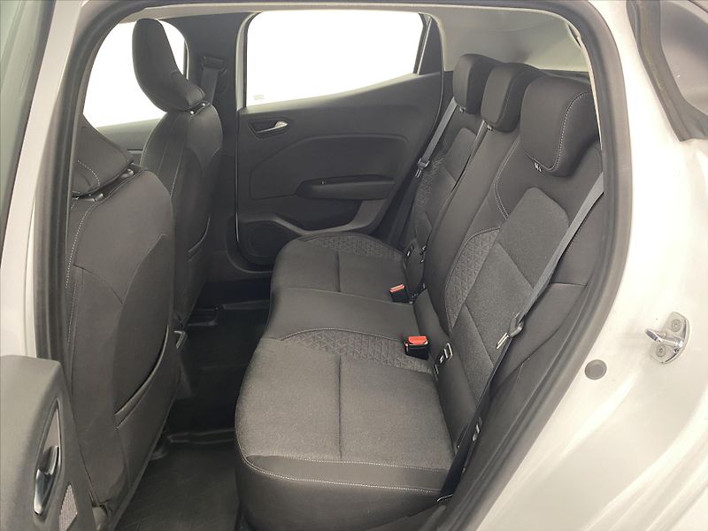 Renault Clio 1,0 TCe 74kw LED 1. maj. ČR - fotka 6 z 26