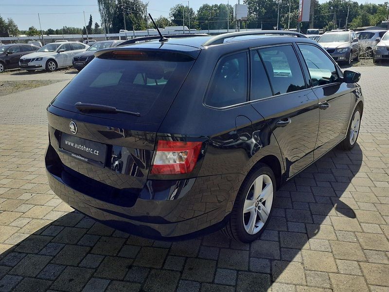 Škoda Fabia (2016) Kombi 1.2 TSi 81Kw - fotka 4 z 43