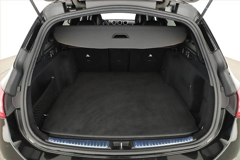 Mercedes-Benz Třídy C (2023) C 300 4MATIC - fotka 11 z 27