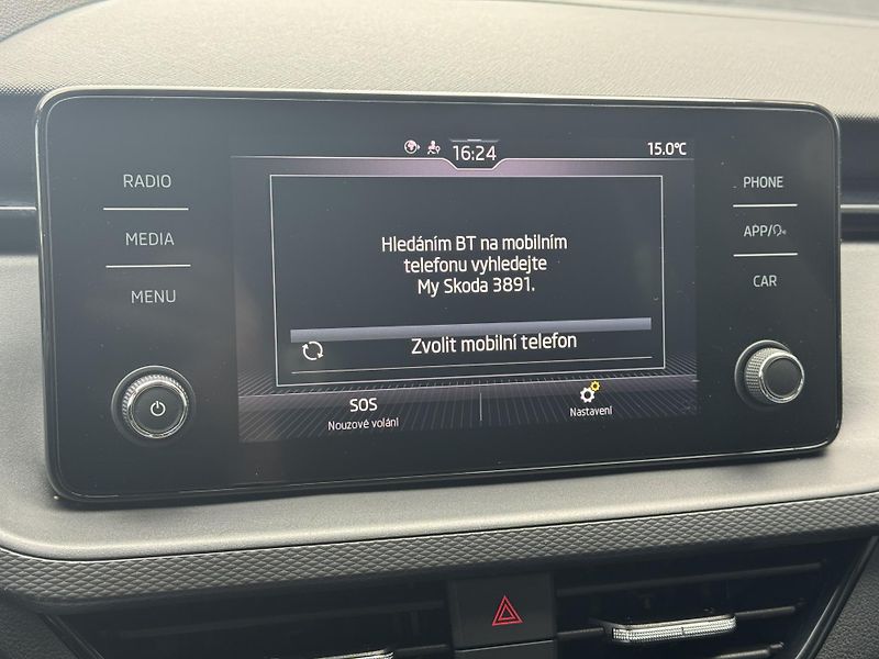 Škoda Kamiq (2021) 1.0TSi DSG Style, Kamera, ACC  - fotka 32 z 43