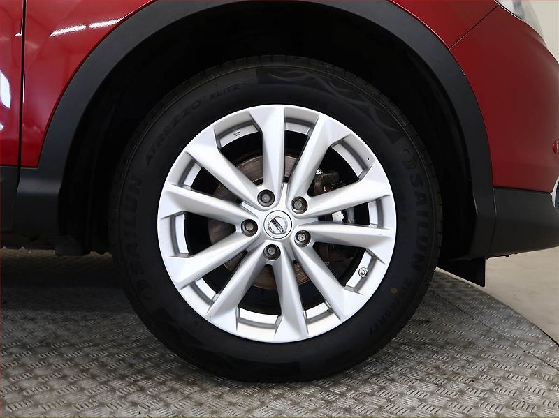 Nissan Qashqai (2017) 1.2 DIG-T, Serv.kniha - fotka 14 z 15