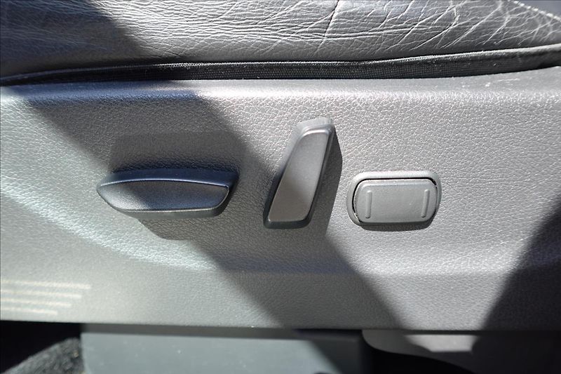 Mercedes-Benz Ostatní 2,3 CDI  250D 4MATIC PROGRESSI - fotka 33 z 35
