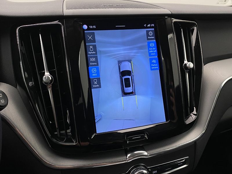 Volvo XC60 B4 AWD BRIGHT PLUS AUT - fotka 52 z 58