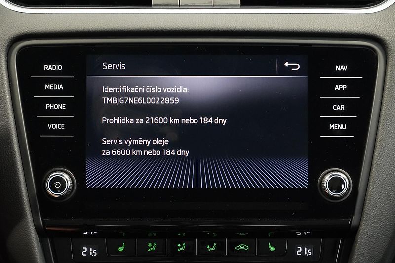 Škoda Octavia 1.6TDI,ČR,NAVI,Adaptivní temp. - fotka 29 z 32