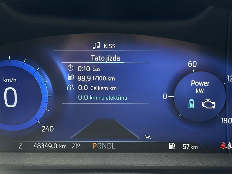 Ford Kuga 2,5 Duratec HEV CVT ST-Line X - fotka 10 z 24