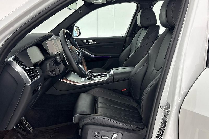 BMW X5 xDrive30d - fotka 7 z 30
