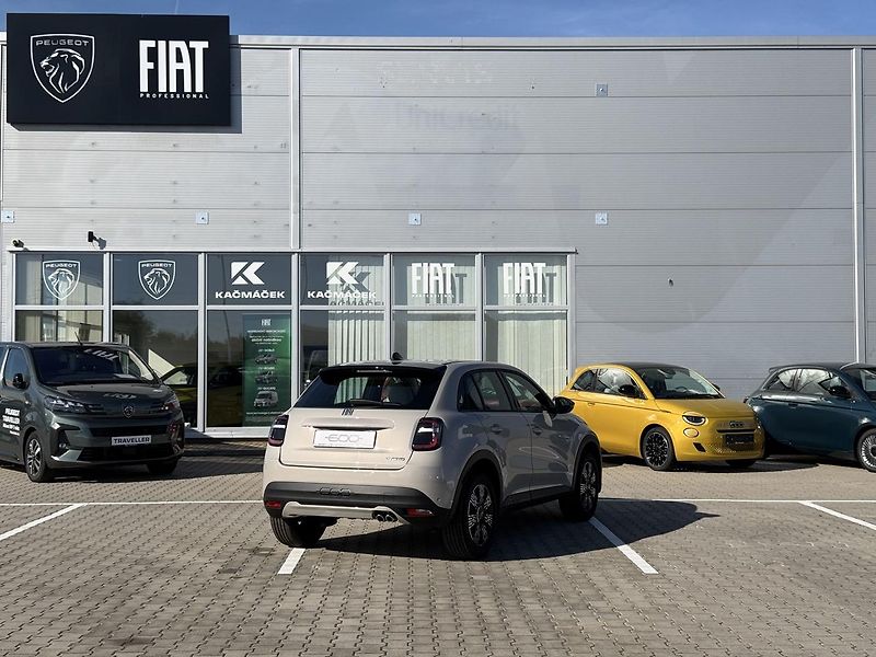 Fiat 600 (2026) Icon 1.2 Turbo Hybrid 145k  - fotka 6 z 25