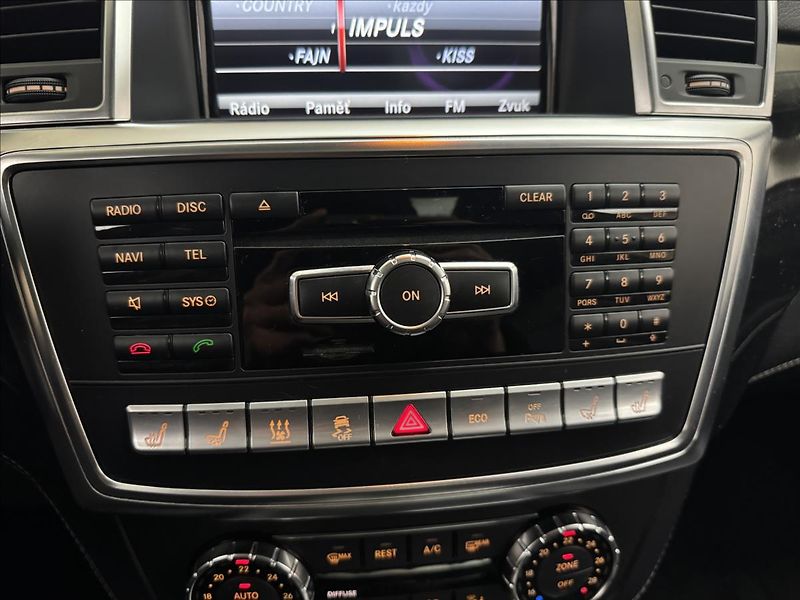 Mercedes-Benz GL 3,0 7-MÍST H/K PANO NZTOP TZ - fotka 24 z 53