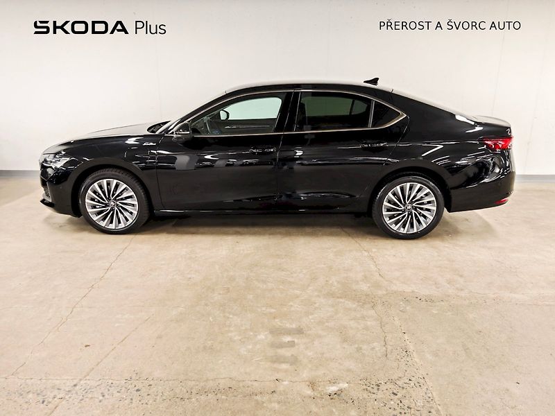Škoda Superb (2025) iV 1.5 TSI 150 kW DSG L&K - fotka 3 z 32