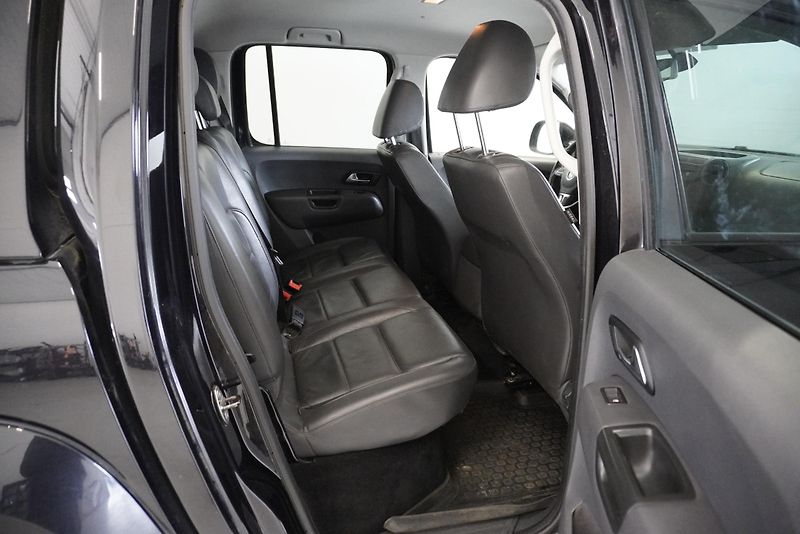 Volkswagen Amarok 2.0 TDi 4X4 AUTOMAT 5 MÍST - fotka 24 z 37