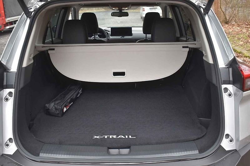 Nissan X-Trail zůstal věrný svým hodnotám i s jiným typem pohonu