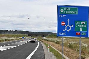Jízda po dálnici bude od ledna 2025 opět dražší.