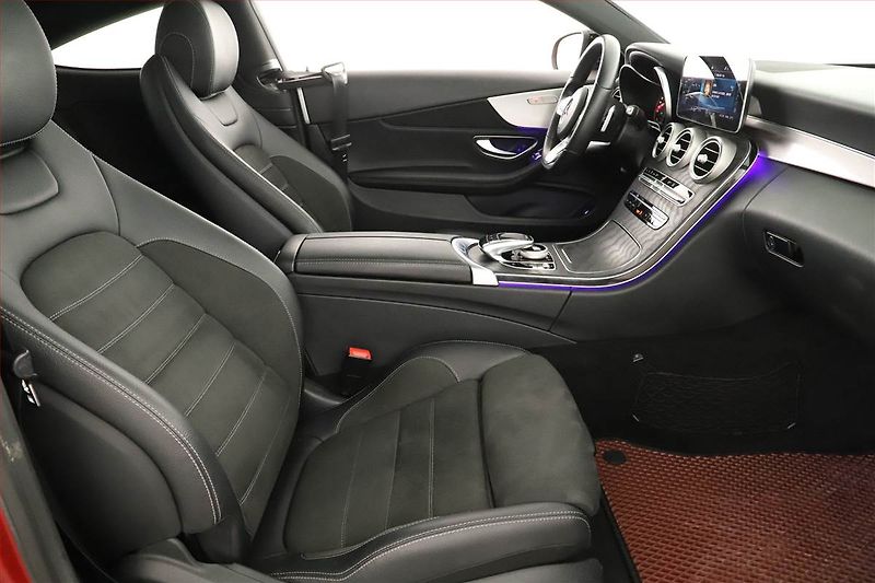 Mercedes-Benz Třídy C (2018) C 220 d - fotka 9 z 23