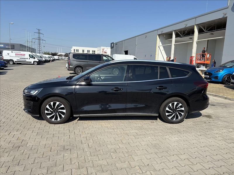 Ford Focus 1,0 EcoBoost 92kW Titanium AUT - fotka 2 z 22
