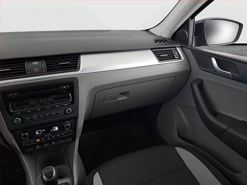 Škoda Rapid (2013) 1.2 TSI - fotka 8 z 16