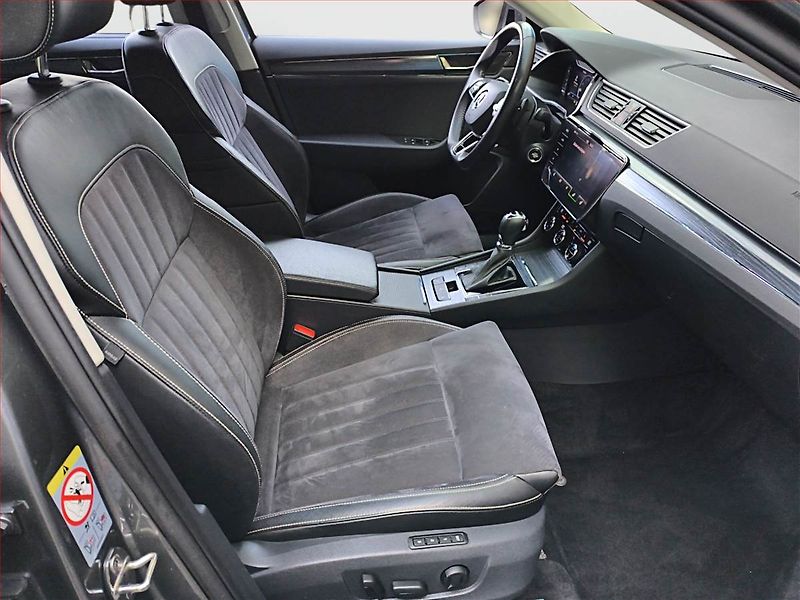 Škoda Superb (2022) 2.0 TDI - fotka 9 z 17