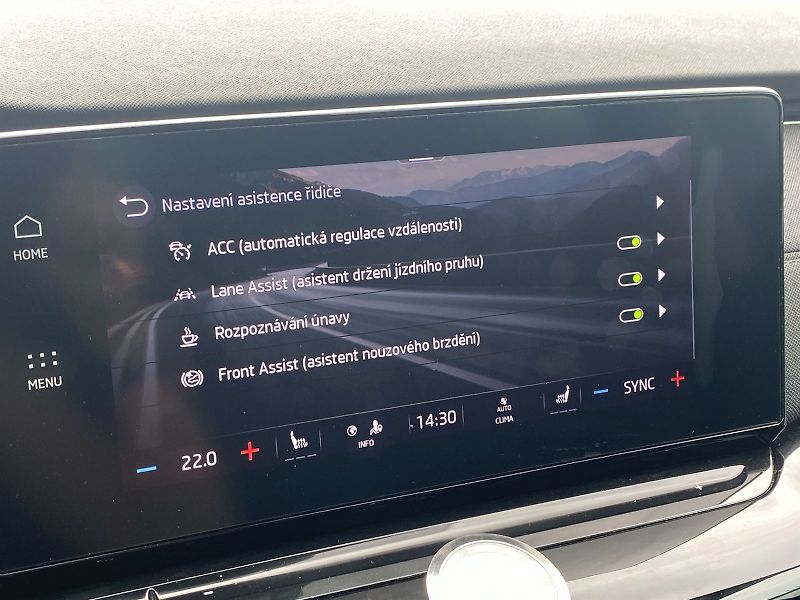 Škoda Octavia (2023) Combi 1.5 TSI ACT e-TEC DSG St - fotka 15 z 33
