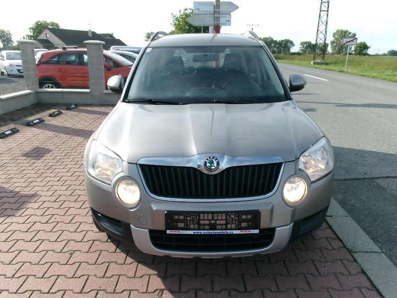 Škoda Yeti (2012) 2,0TDI 4x4 AC TAŽNÉ 1.MAJ - fotka 2 z 26