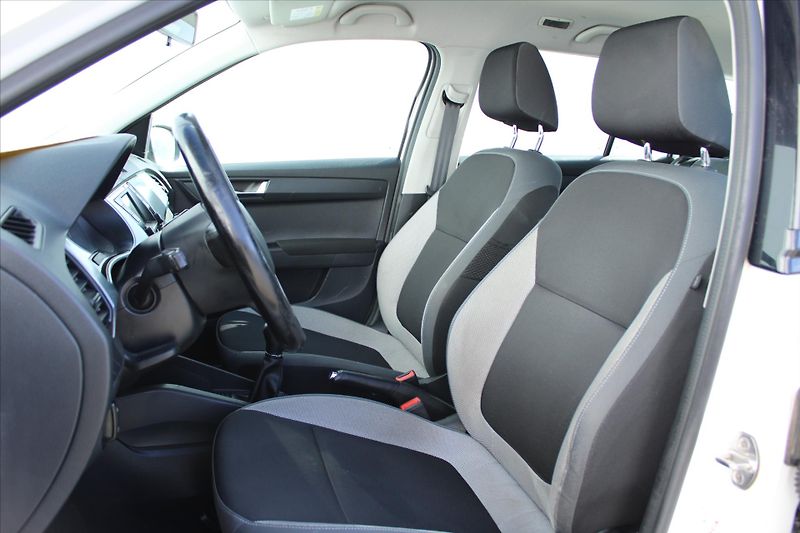 Škoda Fabia 1.2 TSI 1.MAJITEL DPH ČR - fotka 9 z 20