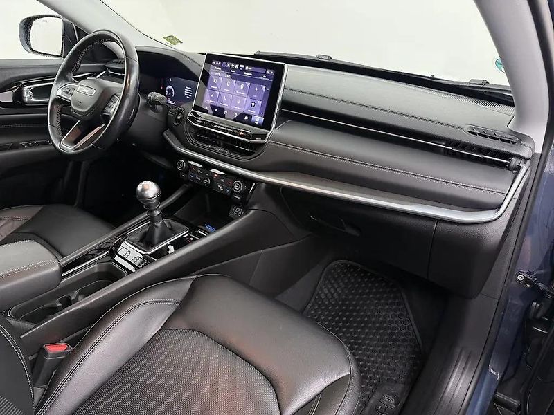 Jeep Compass 1.3T Limited Virtual Kůže TZ  - fotka 4 z 19