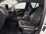 Volvo XC40 B4 AWD ULTIMATE CZ - náhled 3