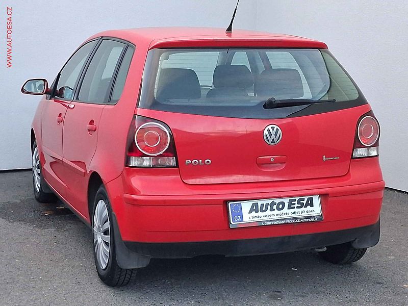 Volkswagen Polo (2005) 1.2i, 2.maj,ČR, AC - fotka 6 z 15