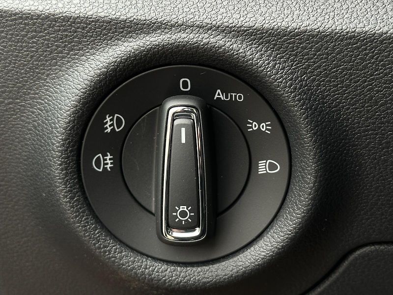 Škoda Kamiq 1.0TSi DSG Monte Carlo 116PS M - fotka 13 z 34